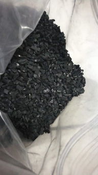 新车要用活性炭么